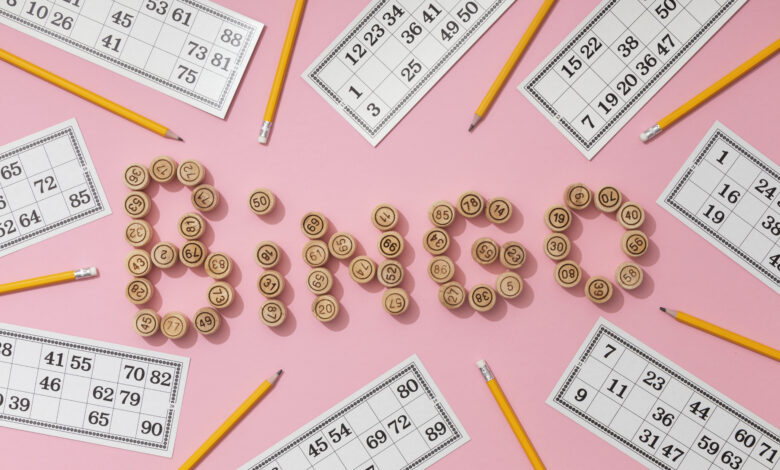 A regulamentação dos cassinos online no Brasil, pela Lei nº 14.790/2023, muda regras para jogos como bingo online, incluindo proibição de bônus e novas exigências.